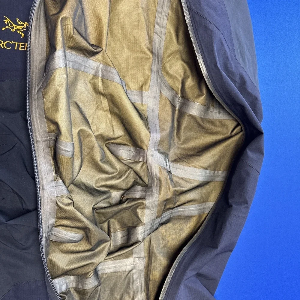 Arc'teryx Theta SV Bib Men's Bibs GTX Ski Pants Navy Size Mens M Canada 1997